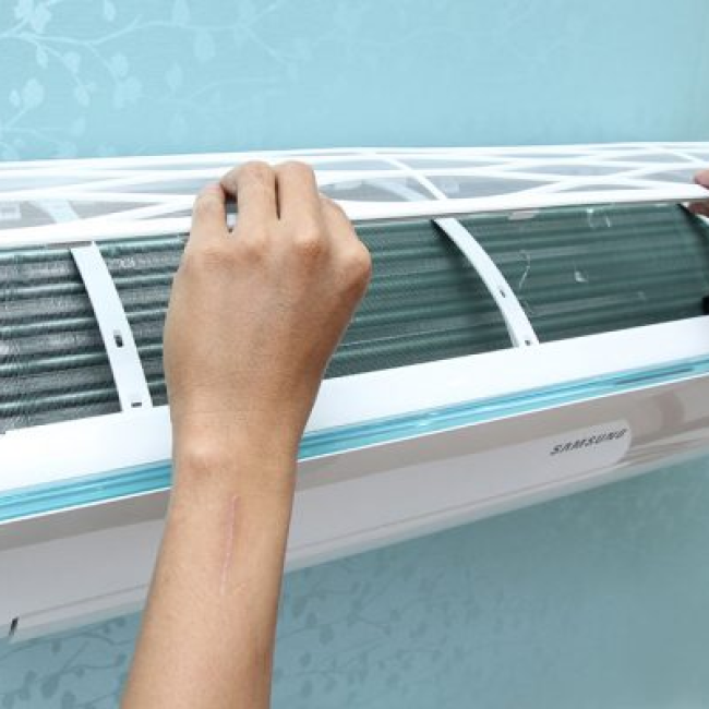 Máy lạnh Samsung 1 HP AR09KCFSSURNSV